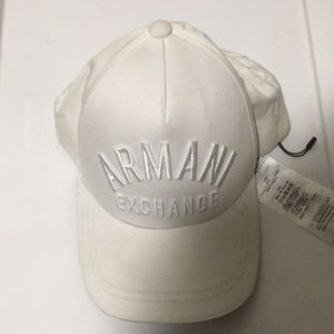 Armani Exchange hat
